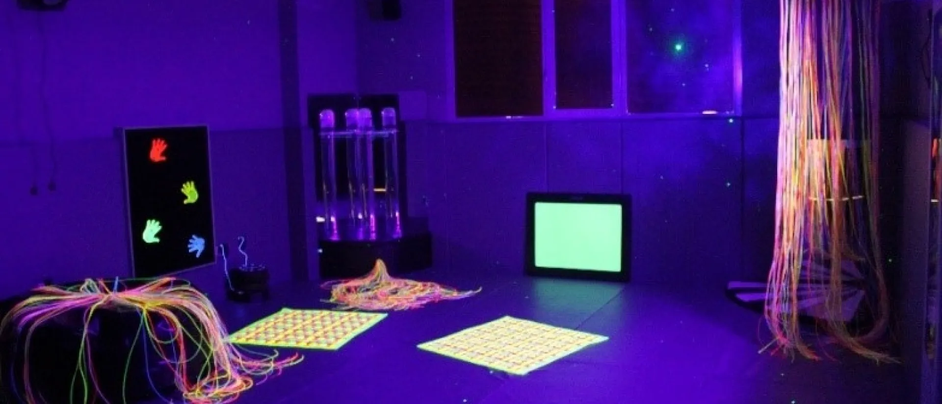 The Chiaroscuro Sensory Dark Room package.