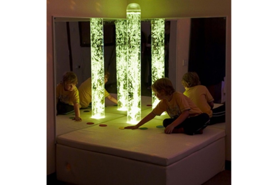 Interactive LED Bubble Tube Corner