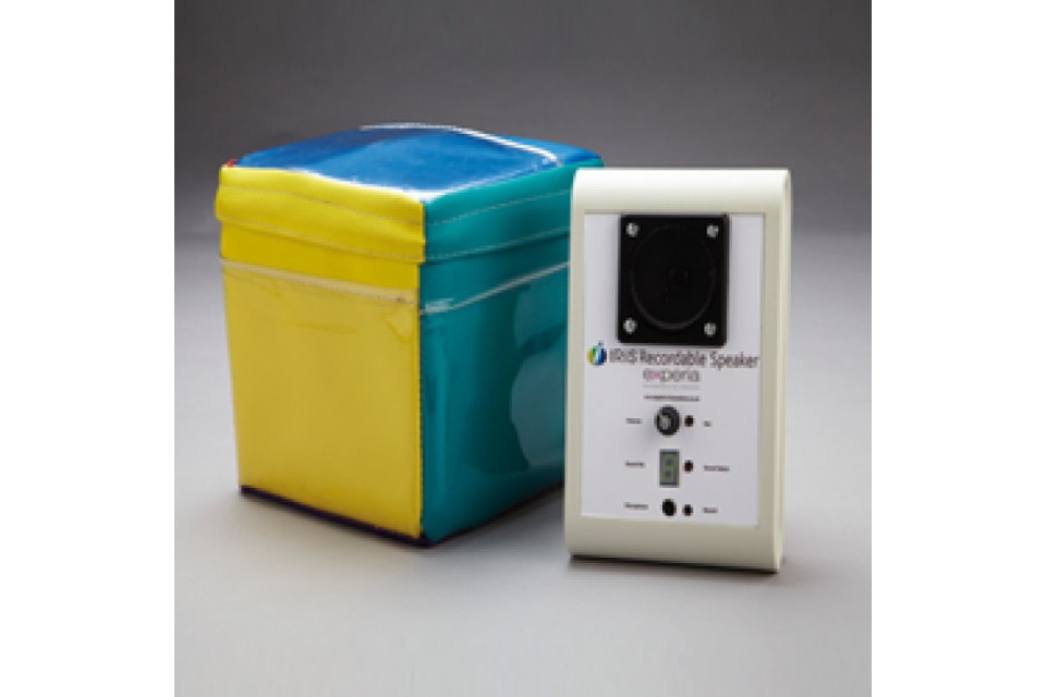IRiS Qube & Recordable Speaker
