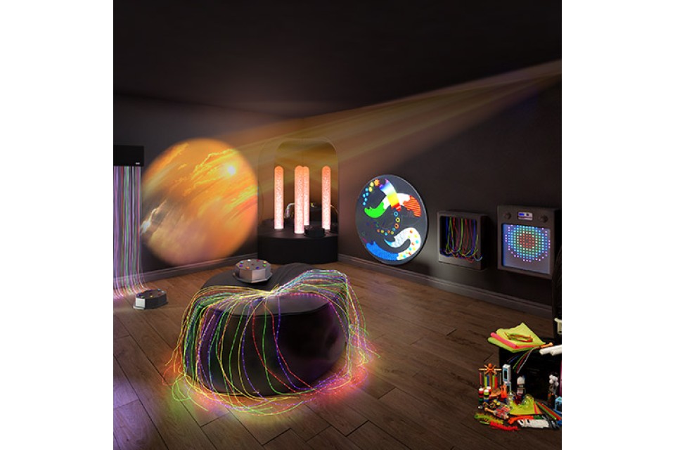 Chiaroscuro - The UV Dark Room