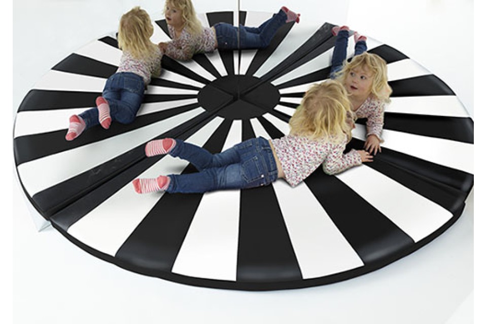 Yinyang - The Low Vision Sensory Room